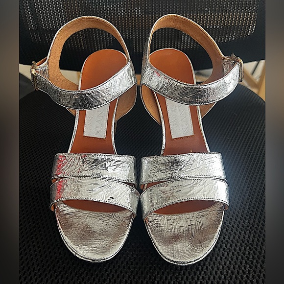 Lanvin metallic heels - Picture 1 of 8